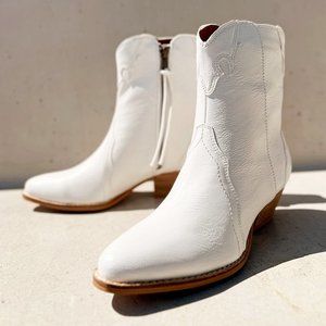 NEW Pointy Toe Stack Block Heel Zip Up Western Ankle Booties Boots Off White